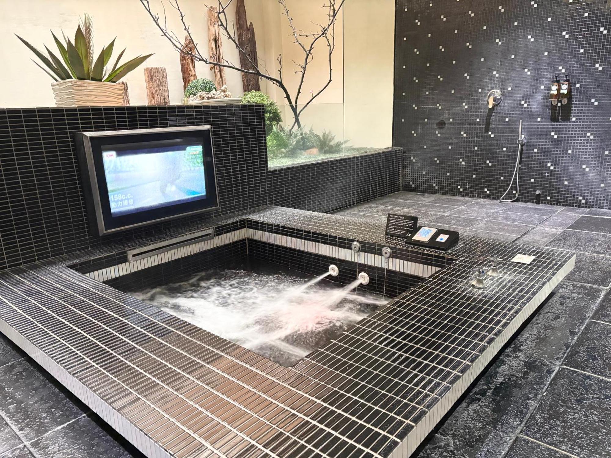 Xiadu Motel Taichung Luaran gambar